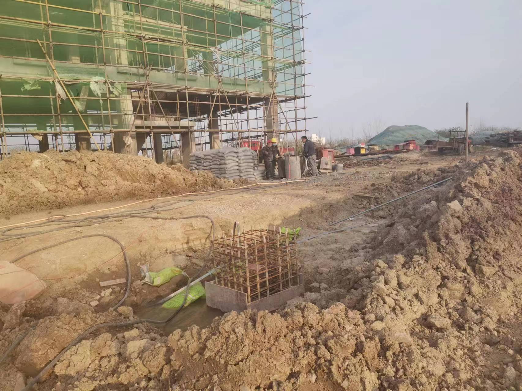 曲沃当桥梁出现裂缝的时候应该及时加固修补